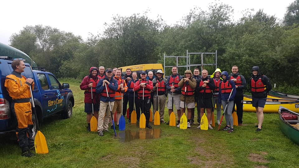 Corporate / Large Groups Canoeing with Exclusive Lunch Stop Hire a Canoe