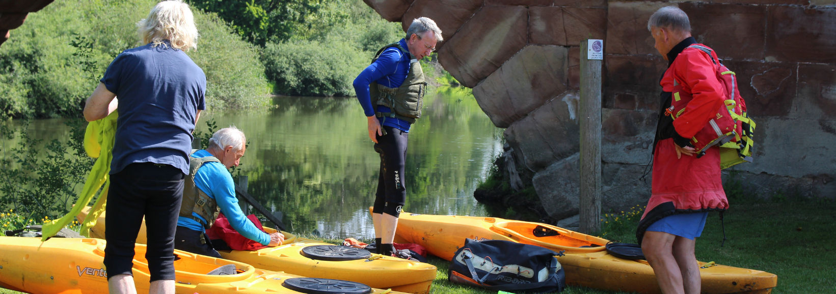 Montford Bridge launch point to the River Severn ofr canoes, kayaks and stand up paddleboards - Hire A Canoe