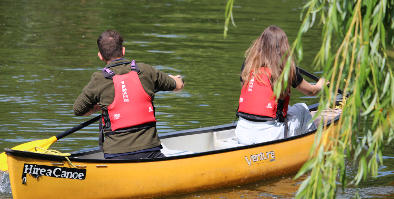 Post work paddle on the River Severn - Shrewsbury Canoe and Kayak Hire - Hire a Canoe